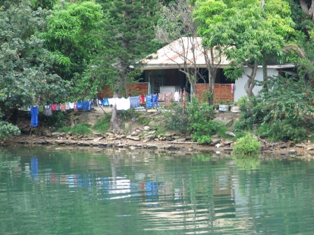 de Poindimié à Nouméa